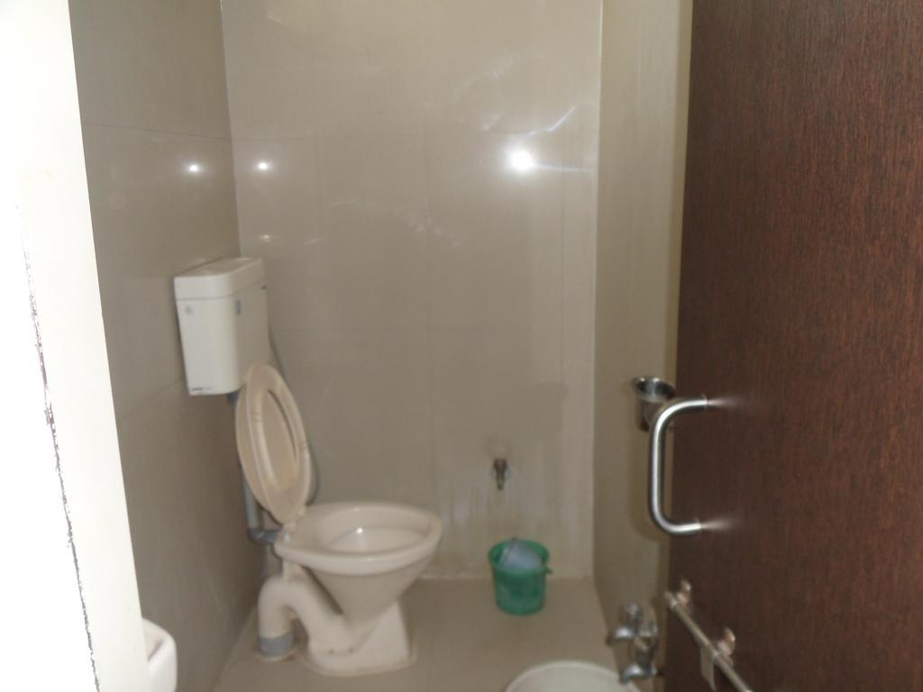 אחמדאבאד Hotel Atithi חדר תמונה